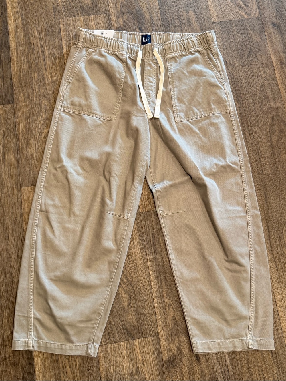 GAP women’s barrel Pants